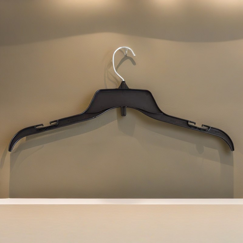 plastic hanger manufacturer, custom plastic hangers, wholesale plastic hangers, bulk plastic hangers, plastic garment hangers