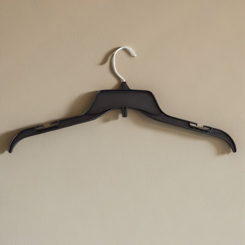 plastic hanger manufacturer, custom plastic hangers, wholesale plastic hangers, bulk plastic hangers, plastic garment hangers