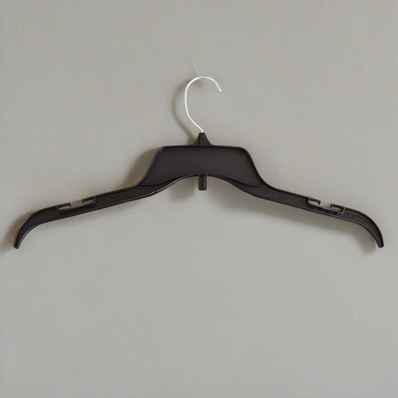 plastic hanger manufacturer, custom plastic hangers, wholesale plastic hangers, bulk plastic hangers, plastic garment hangers