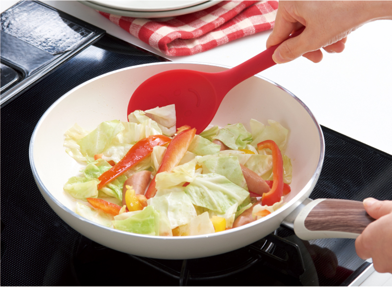 Descubra a melhor colher de silicone para a eficiência da sua cozinha
