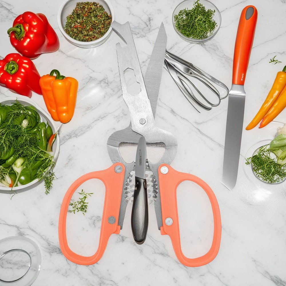 Multifunctional scissors: The perfect blend of kitchen scissors and multifunctional tools