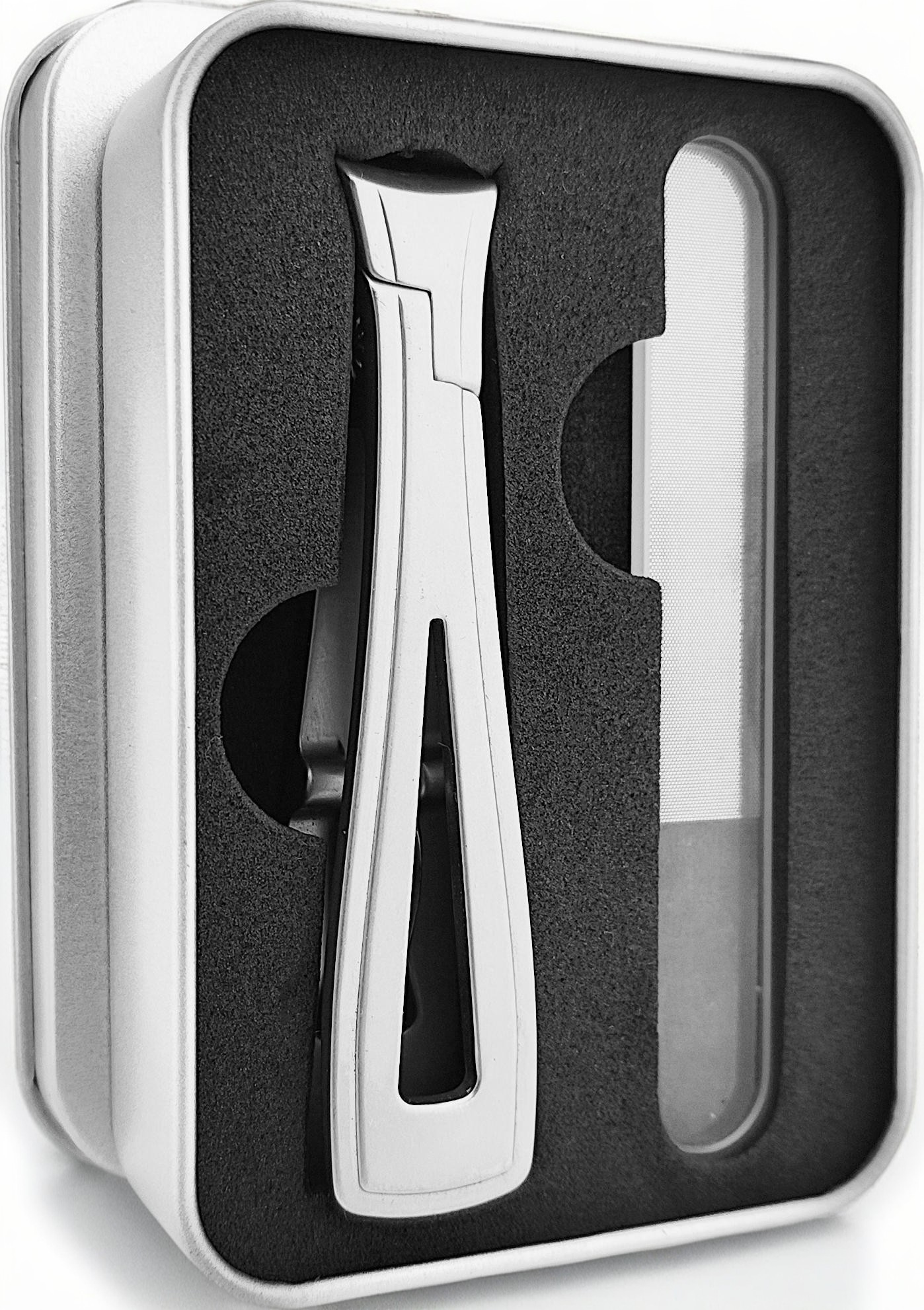 Clippers de los pies: nuestra Clipper Fingernail, adopte fácilmente las cuchillas de motivo de precisión y el diseño amplio.
