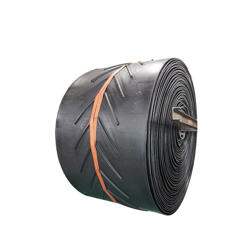 Chevron conveyor belt