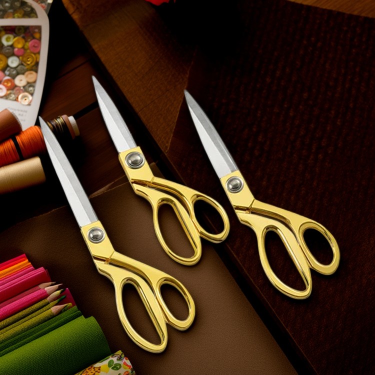 مقص سبيكة الزنك: يتطابق بأناقة مع دقة الخياط