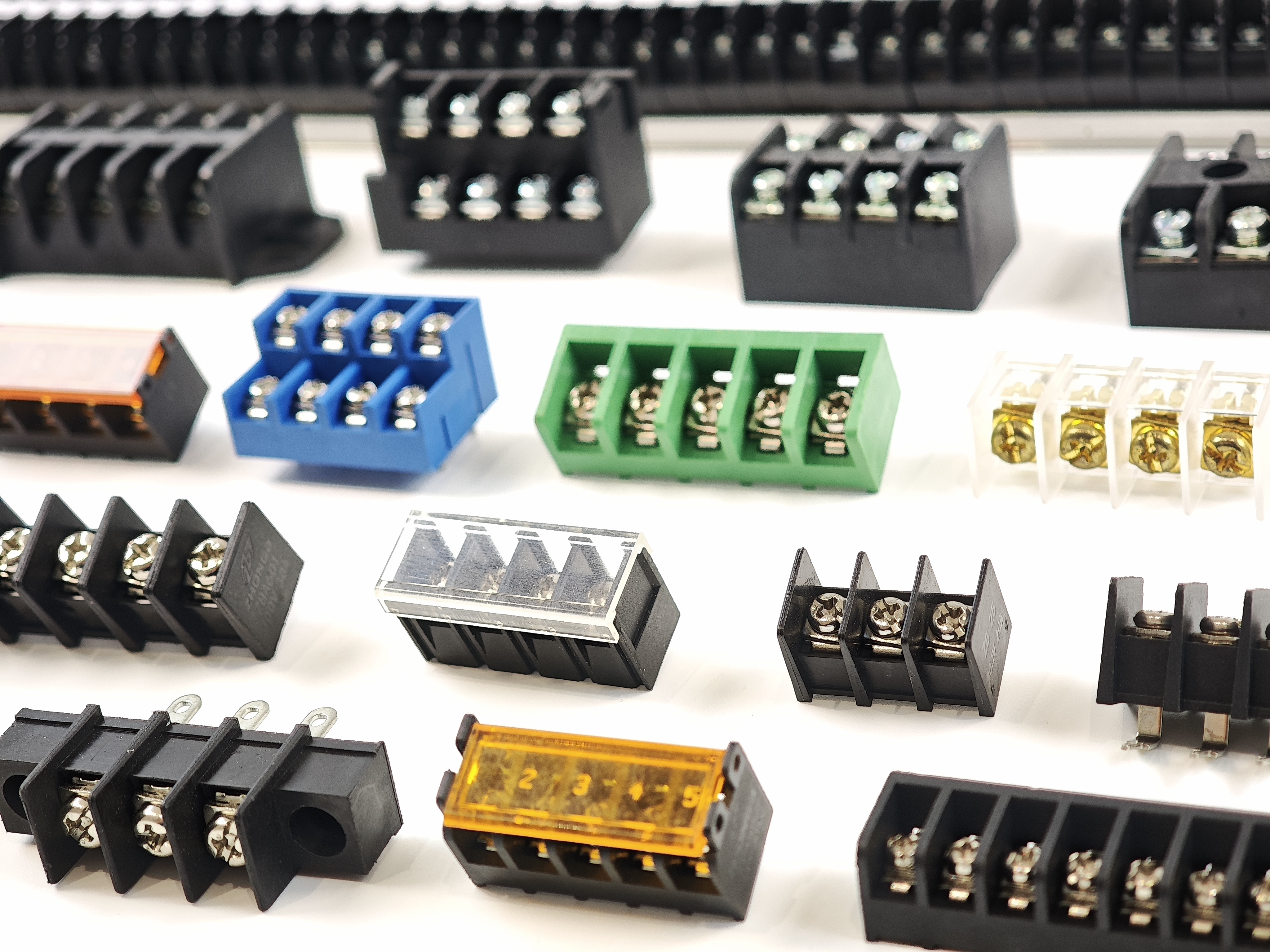 Optimize PCB layout for terminal block integration: Zhongbo offers 5 basic tips 