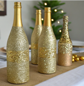Top 8 façons de décorer les bouteilles de vin pour les mariages