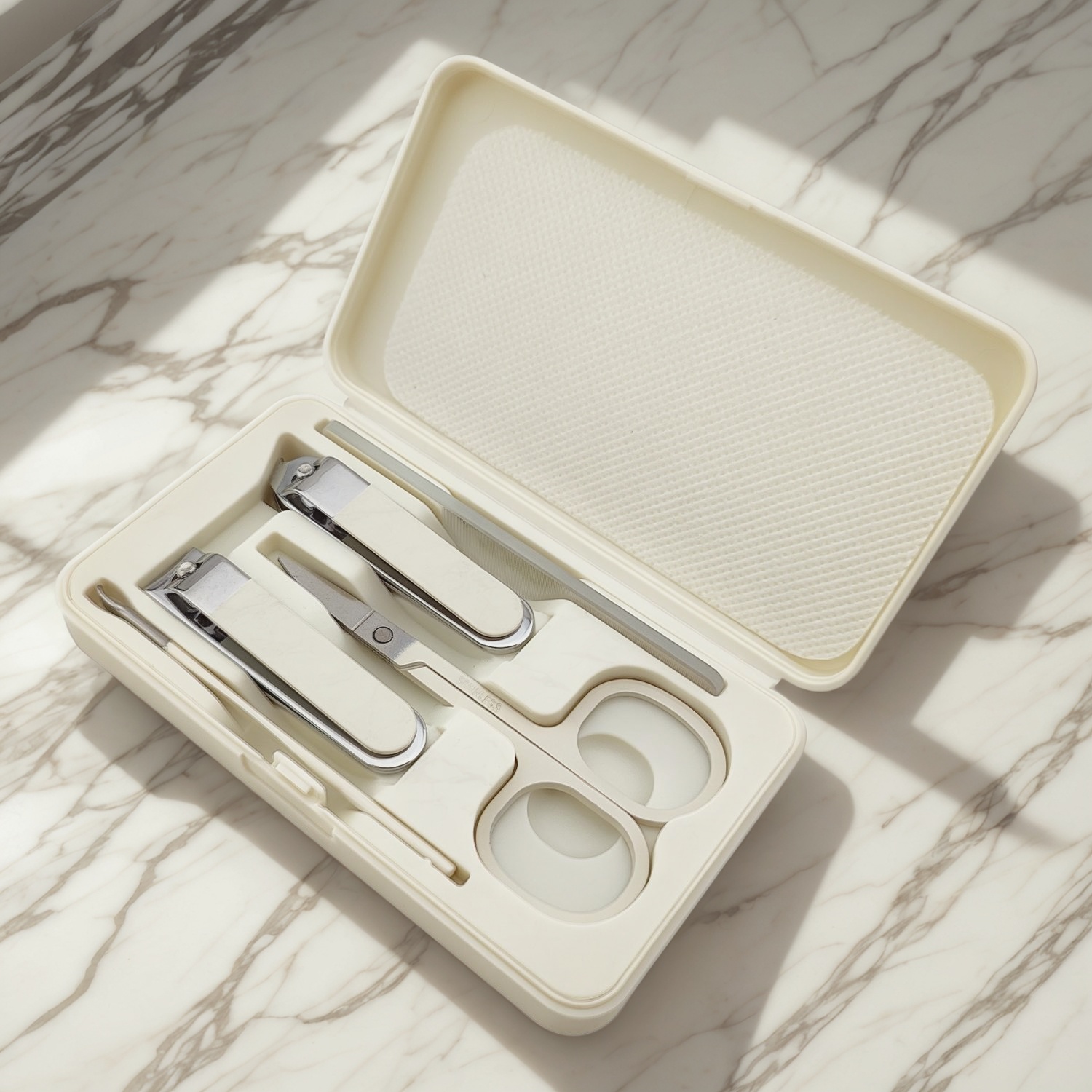 Vente en gros d&#39;outils de manucure végétaliens pour un toilettage éthique