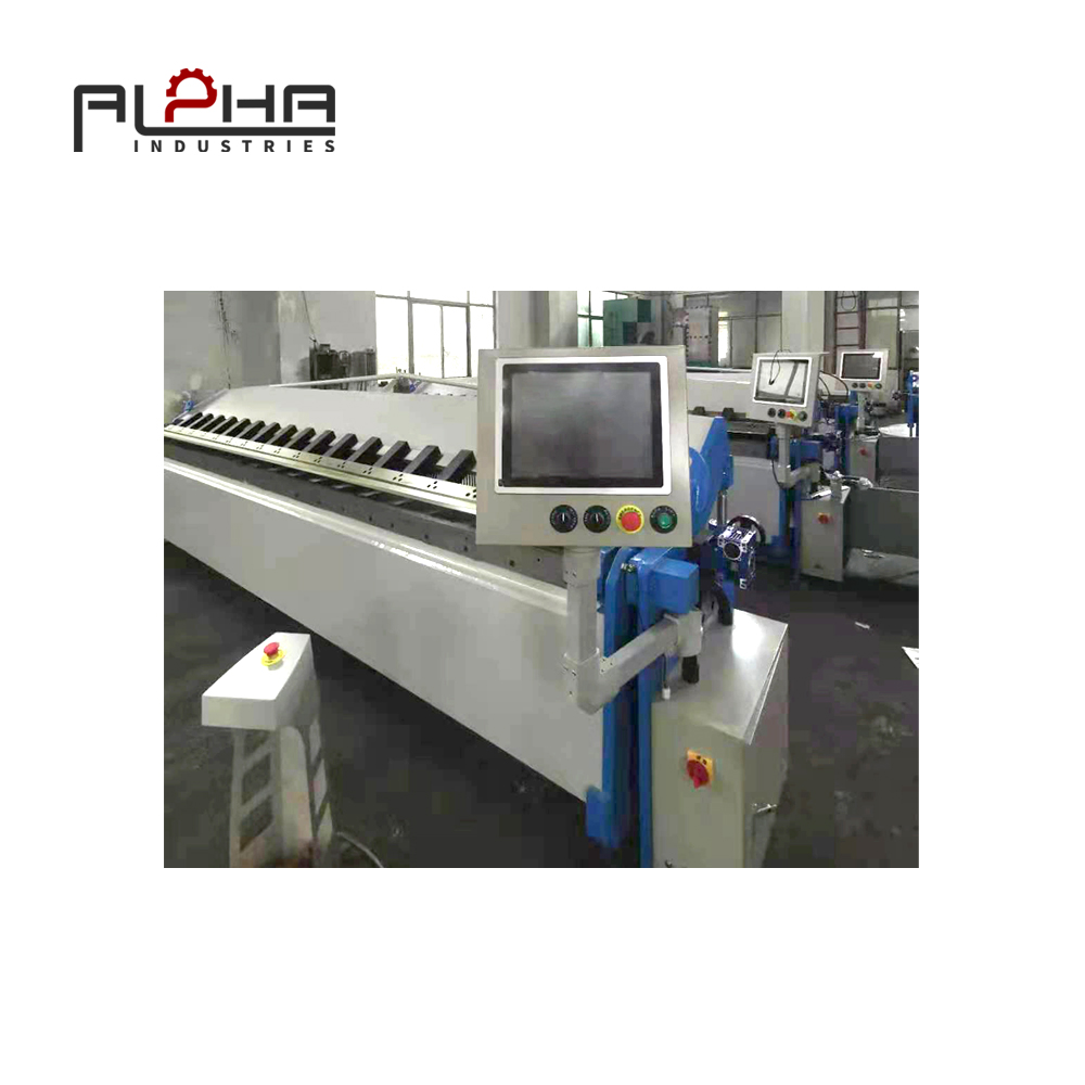 Máquina dobladora de paneles: soluciones de plegado de metal de alta precisión de Alpha