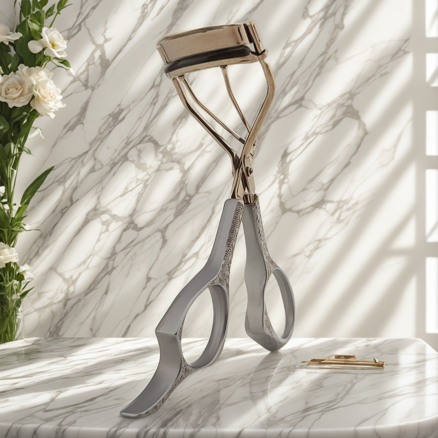grossisti di piegaciglia, forniture di bellezza B2B, fornitori di attrezzature per saloni
