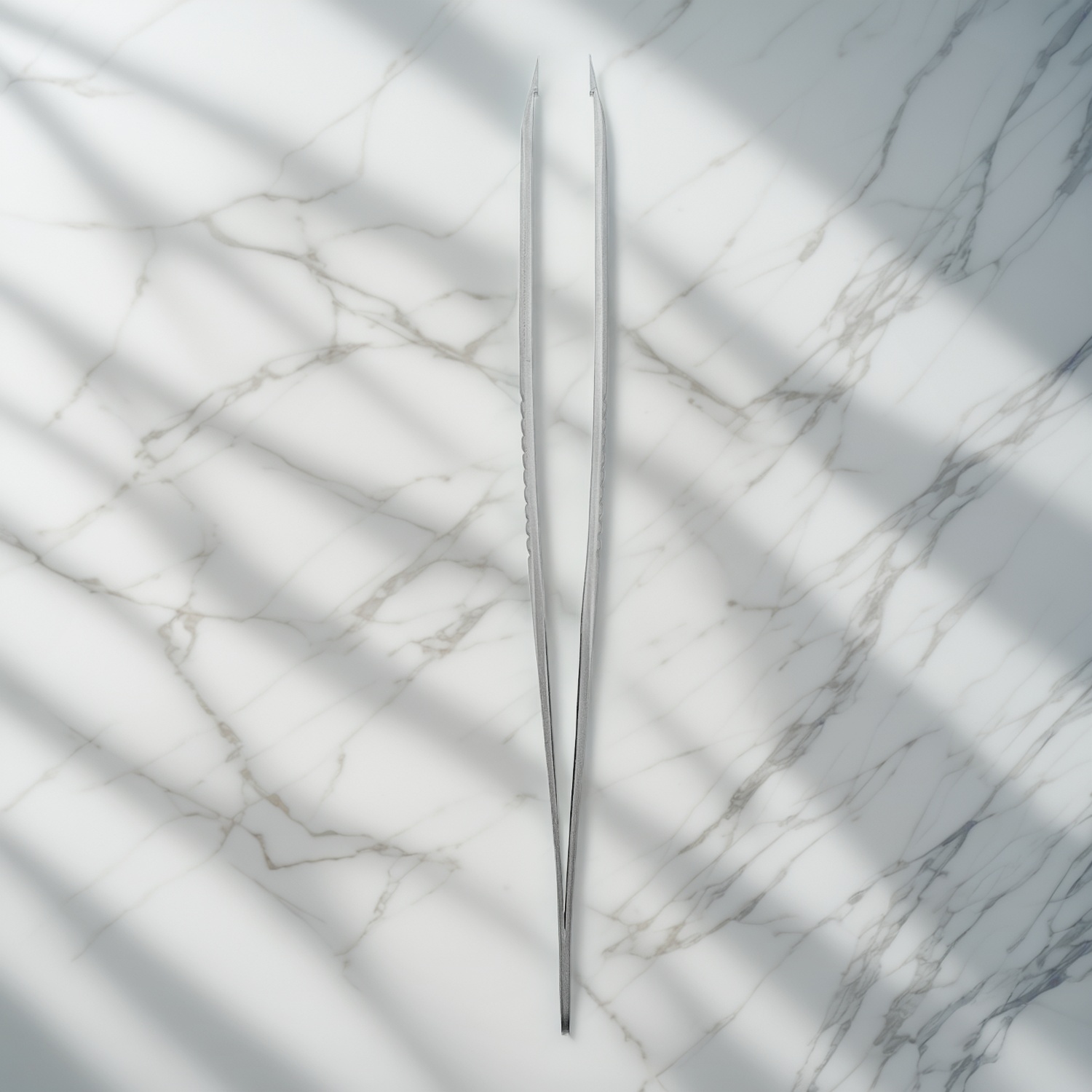 Pinça de precisão para sobrancelhas perfeitas e muito mais