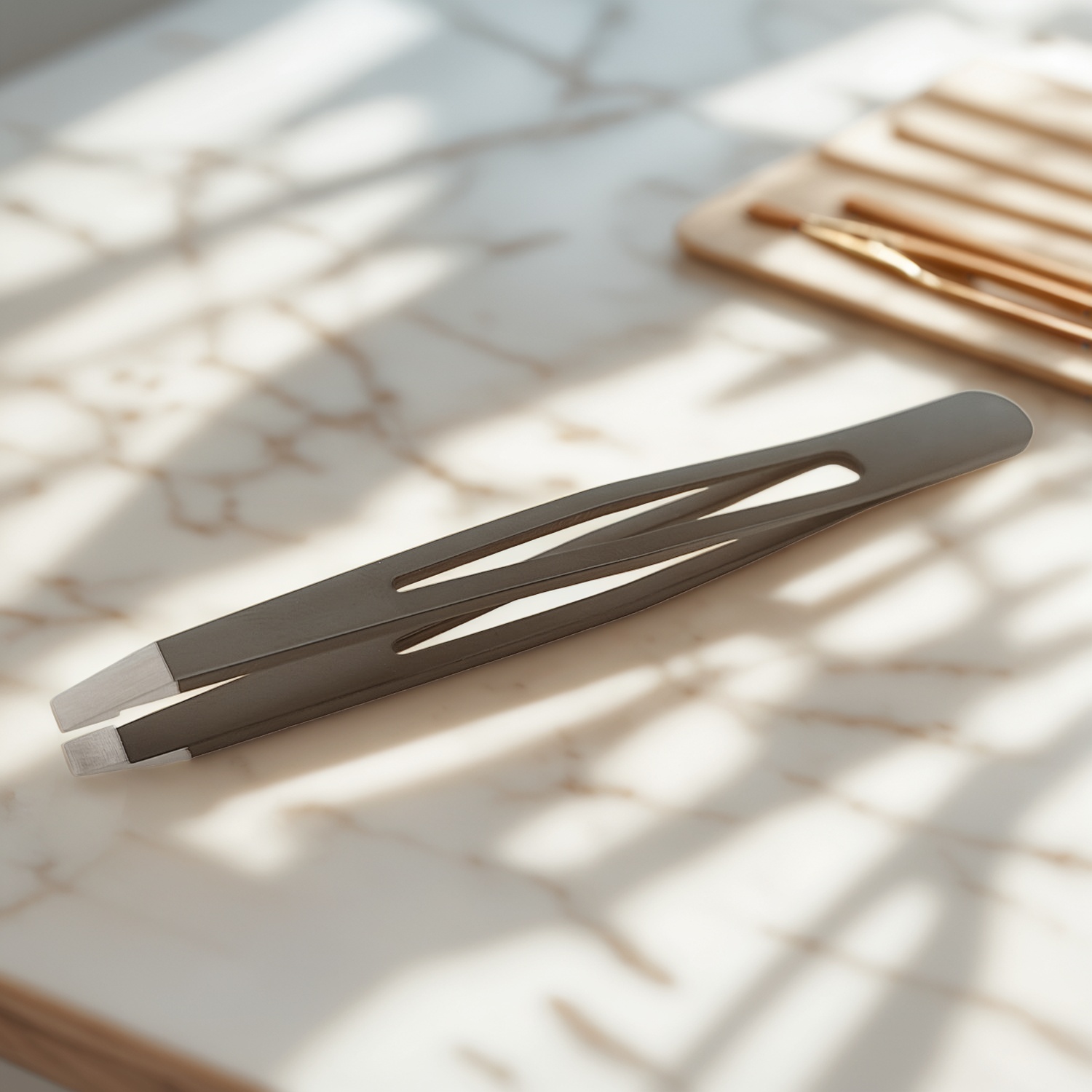 B2B beauty supplies, reliable tweezers supplier, tweezers ODM