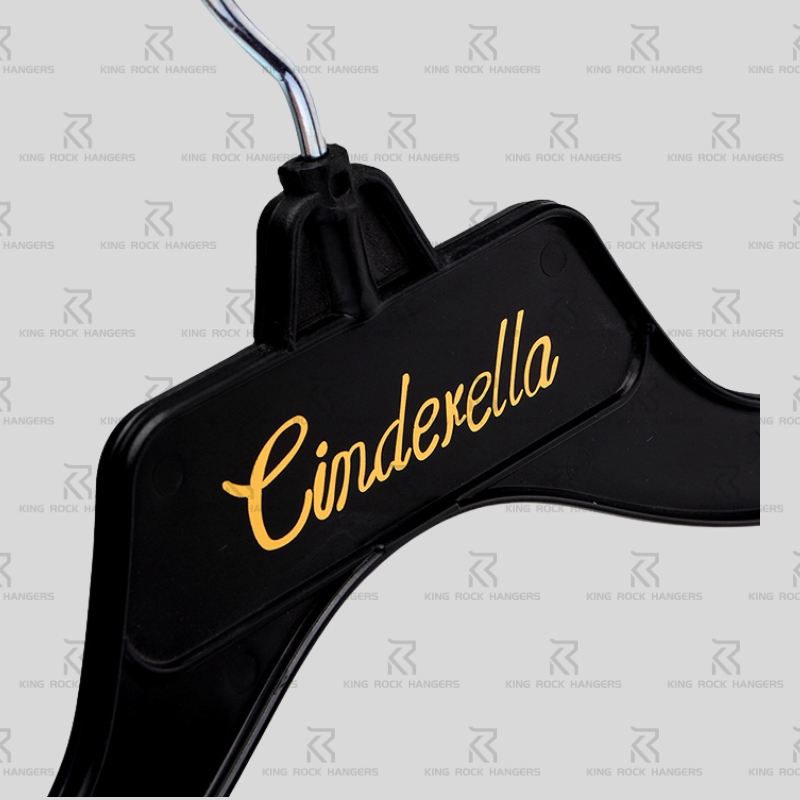 TUV certified baby hangers closeup detail