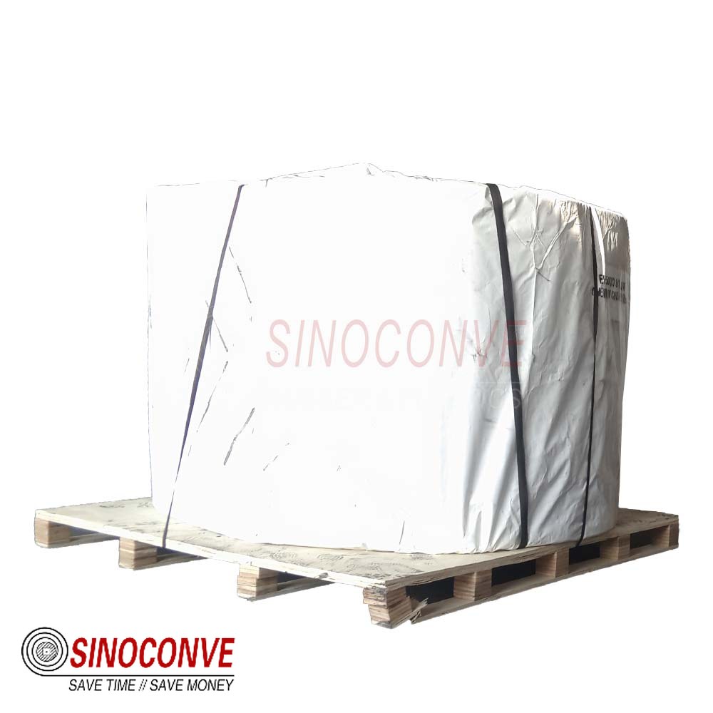 Rubber conveyor belt roll in SINOCONVE branded protective wrapping on a wooden pallet
