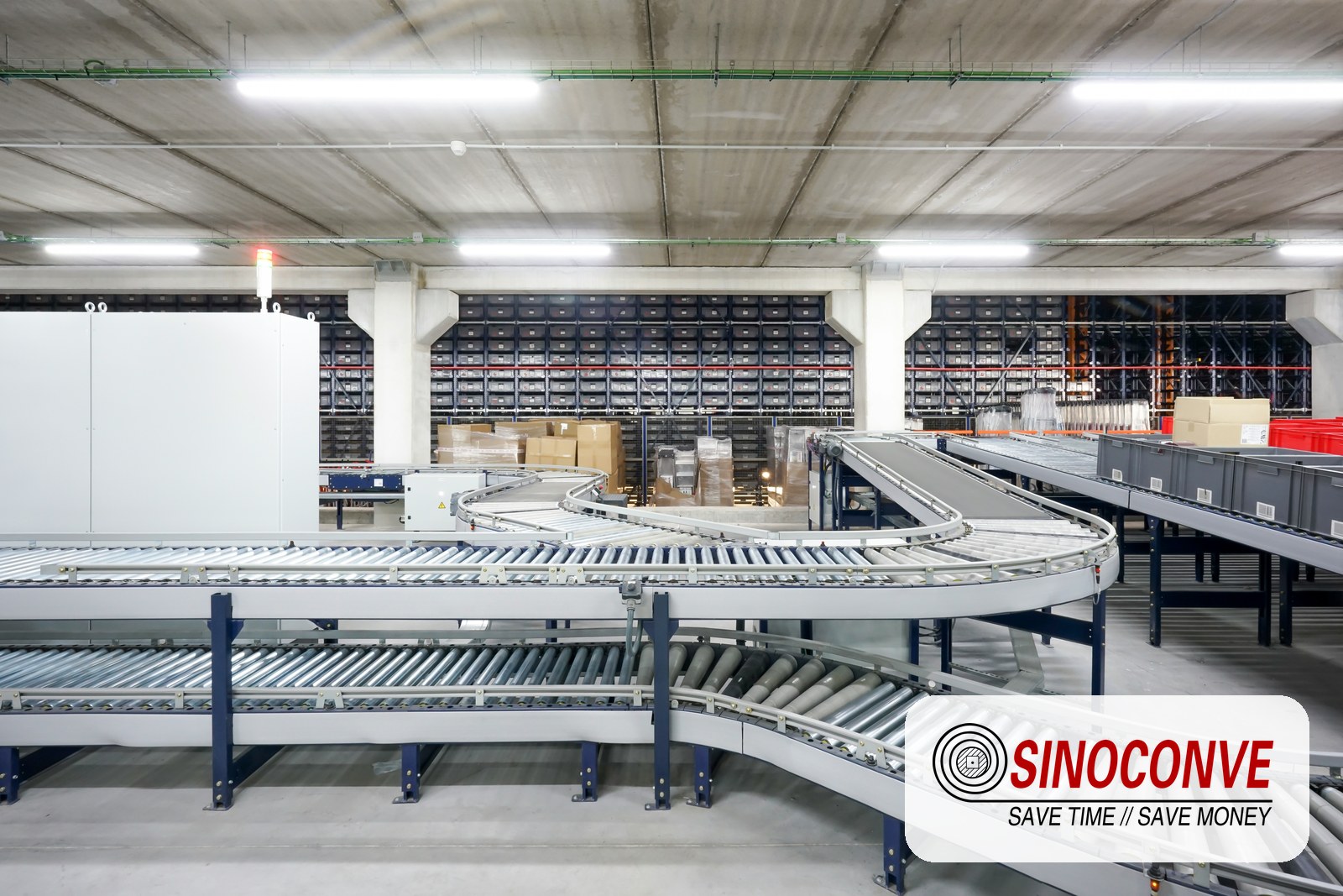 Parcel sorting conveyor line using a conveyor belt for parcel sorting in a warehouse